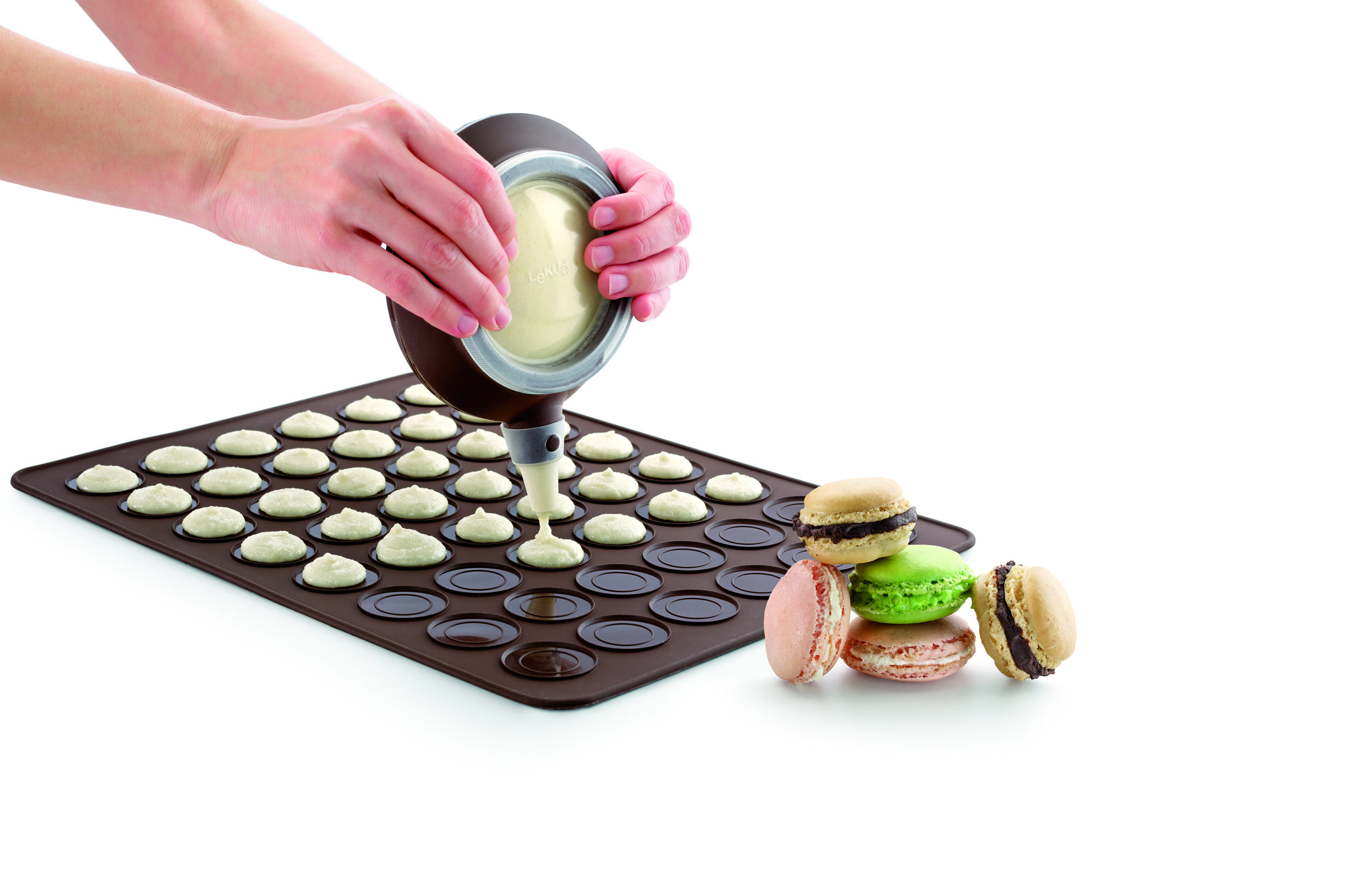 Macaron Kit Brown 8710755880384 Lekue 6 NR 33861 scaled 1